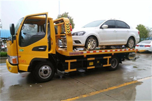 泽库附近拖车救援24小时服务热线